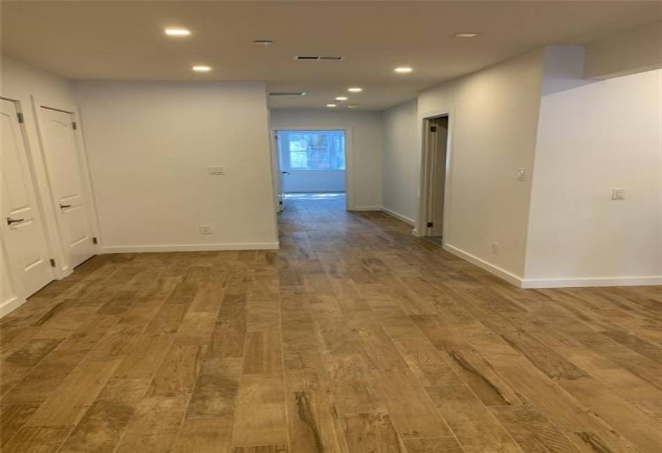 312 83rd Street, Brooklyn, New York 11209, 9 Bedrooms Bedrooms, ,5 BathroomsBathrooms,Residential,For Sale,83rd,455926