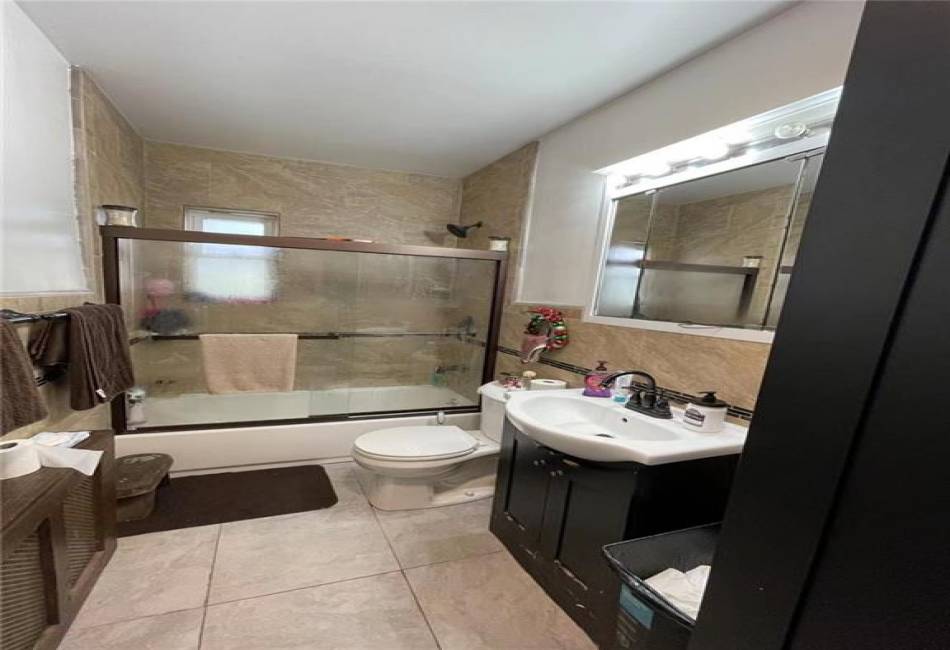 2635 19th Street, Brooklyn, New York 11235, ,3 BathroomsBathrooms,Residential,For Sale,19th,460504