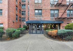 275 Webster Avenue, Brooklyn, New York 11230, ,1 BathroomBathrooms,Residential,For Sale,Webster,470964