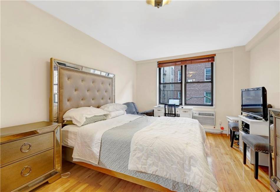 275 Webster Avenue, Brooklyn, New York 11230, ,1 BathroomBathrooms,Residential,For Sale,Webster,470964