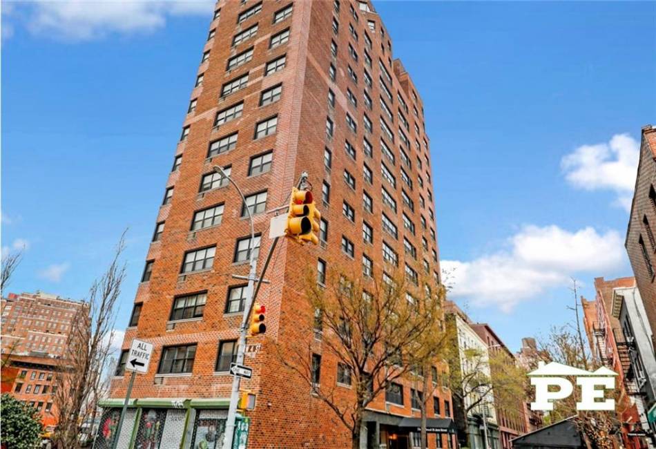 31 Jane Street, New York, New York 10014, 2 Bedrooms Bedrooms, ,2 BathroomsBathrooms,Residential,For Sale,Jane,473134