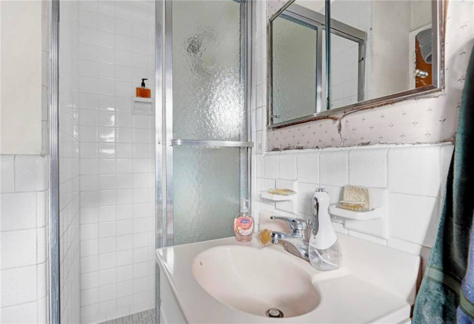 31 Jane Street, New York, New York 10014, 2 Bedrooms Bedrooms, ,2 BathroomsBathrooms,Residential,For Sale,Jane,473134