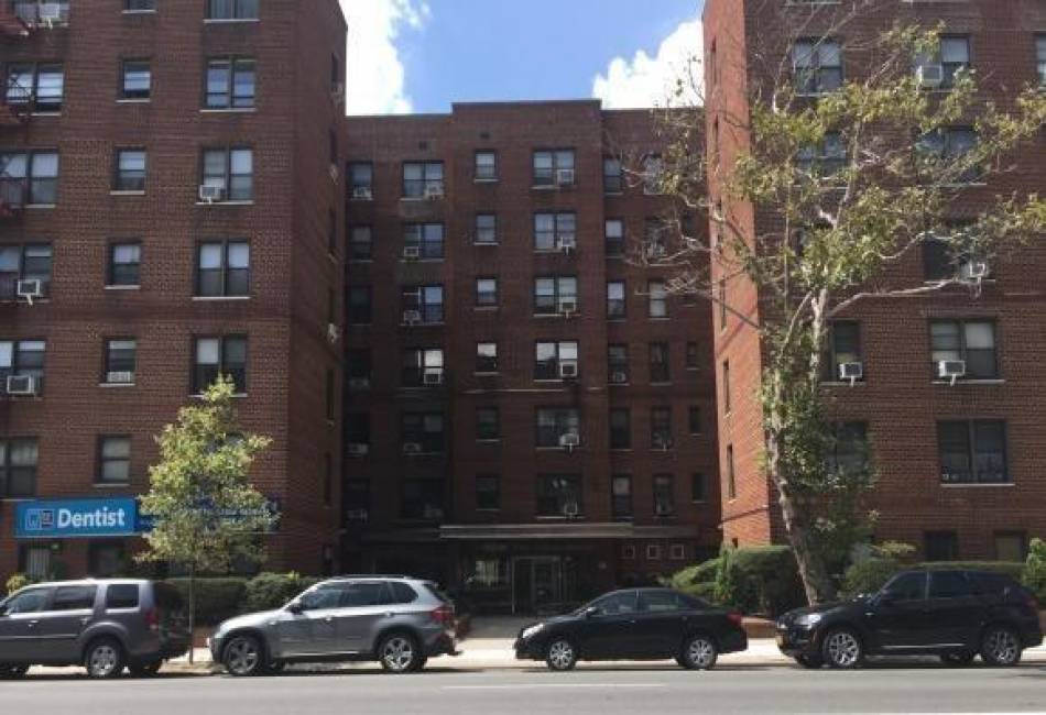 3060 Ocean Avenue, Brooklyn, New York 11235, 1 Bedroom Bedrooms, ,1 BathroomBathrooms,Residential,For Sale,Ocean,473693