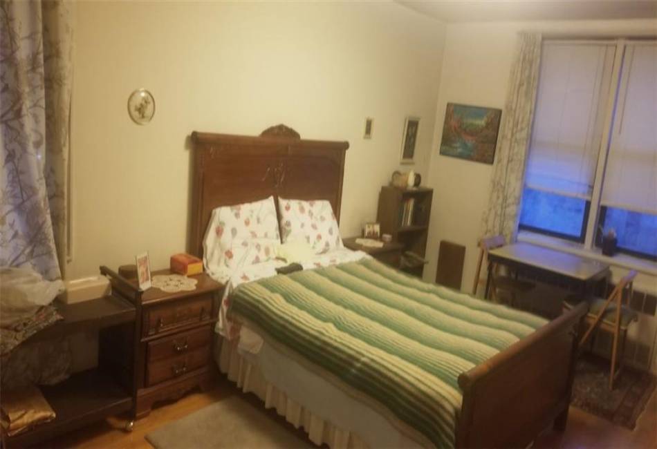 3060 Ocean Avenue, Brooklyn, New York 11235, 1 Bedroom Bedrooms, ,1 BathroomBathrooms,Residential,For Sale,Ocean,473693