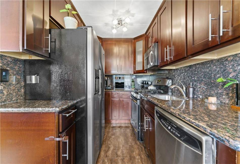 2475 16th Street, Brooklyn, New York 11214, 1 Bedroom Bedrooms, ,1 BathroomBathrooms,Residential,For Sale,16th,474122