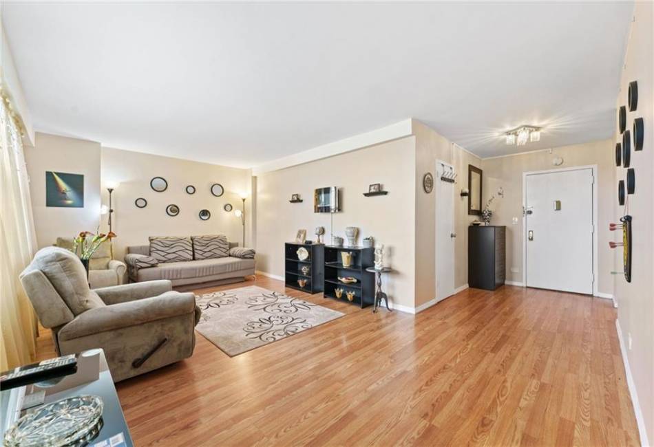 2475 16th Street, Brooklyn, New York 11214, 1 Bedroom Bedrooms, ,1 BathroomBathrooms,Residential,For Sale,16th,474122