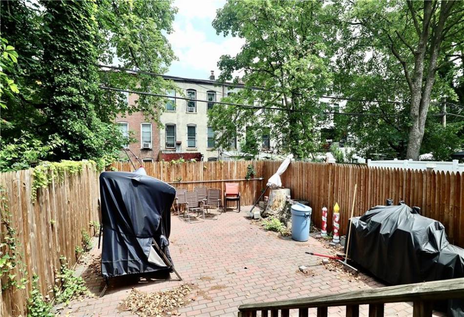 323 Bainbridge Street, Brooklyn, New York 11233, ,3 BathroomsBathrooms,Residential,For Sale,Bainbridge,475130