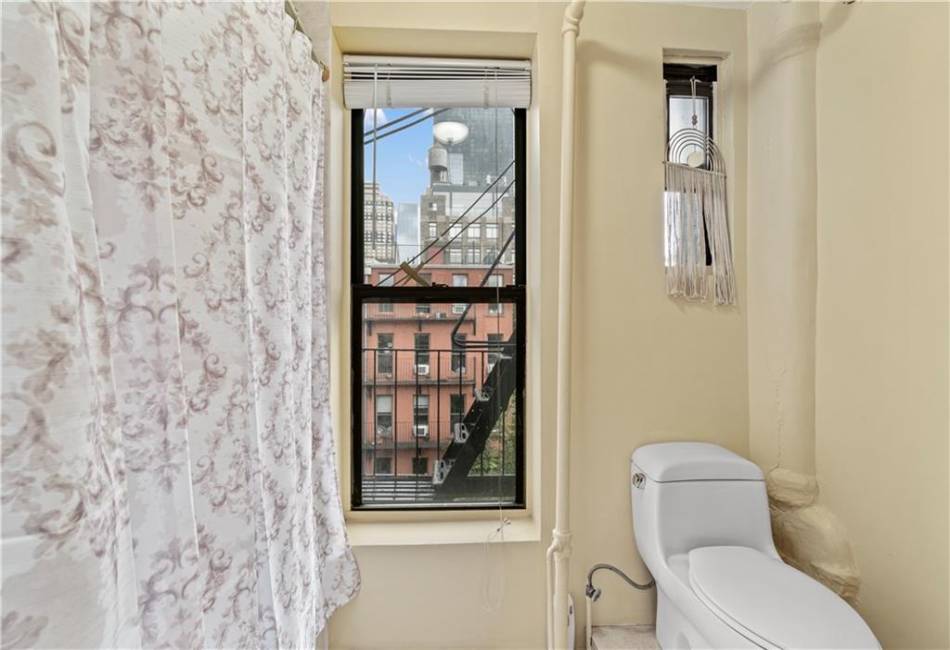 430 46th Street, Manhattan, New York 10036, 2 Bedrooms Bedrooms, ,1 BathroomBathrooms,Residential,For Sale,46th,475074