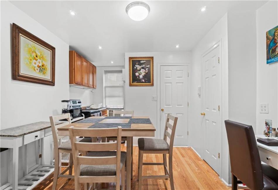 430 46th Street, Manhattan, New York 10036, 2 Bedrooms Bedrooms, ,1 BathroomBathrooms,Residential,For Sale,46th,475074