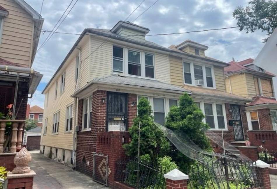 817 45th Street, Brooklyn, New York 11203, 4 Bedrooms Bedrooms, ,2 BathroomsBathrooms,Residential,For Sale,45th,475719