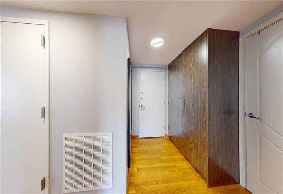 3015 Brighton 6th Street, Brooklyn, New York 11235, 3 Bedrooms Bedrooms, ,2 BathroomsBathrooms,Residential,For Sale,Brighton 6th,476066