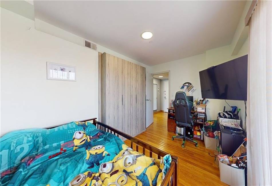 3015 Brighton 6th Street, Brooklyn, New York 11235, 3 Bedrooms Bedrooms, ,2 BathroomsBathrooms,Residential,For Sale,Brighton 6th,476066