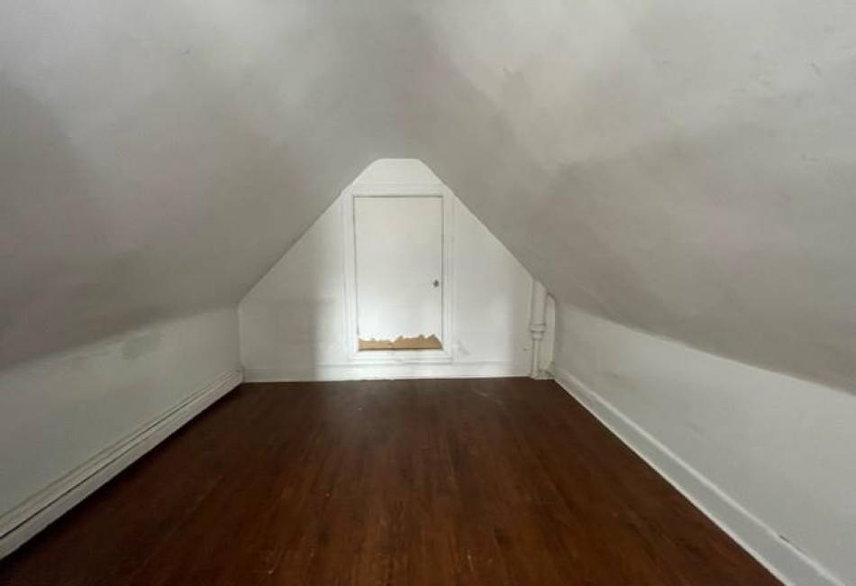 1677 Bay Ridge Avenue, Brooklyn, New York 11204, 7 Bedrooms Bedrooms, ,2 BathroomsBathrooms,Residential,For Sale,Bay Ridge,476262