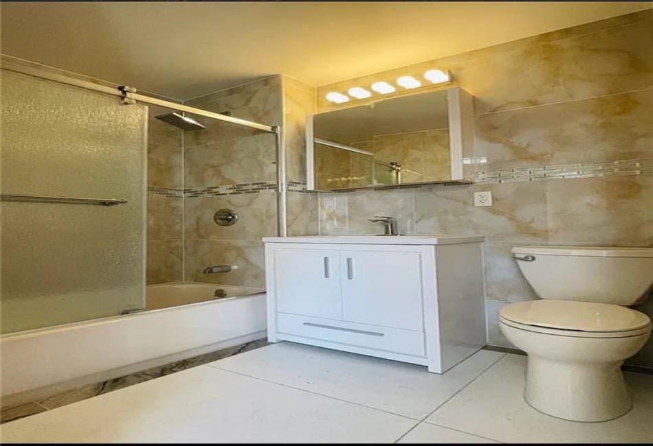 1683 7th Street, Brooklyn, New York 11223, 2 Bedrooms Bedrooms, ,1 BathroomBathrooms,Residential,For Sale,7th,476560