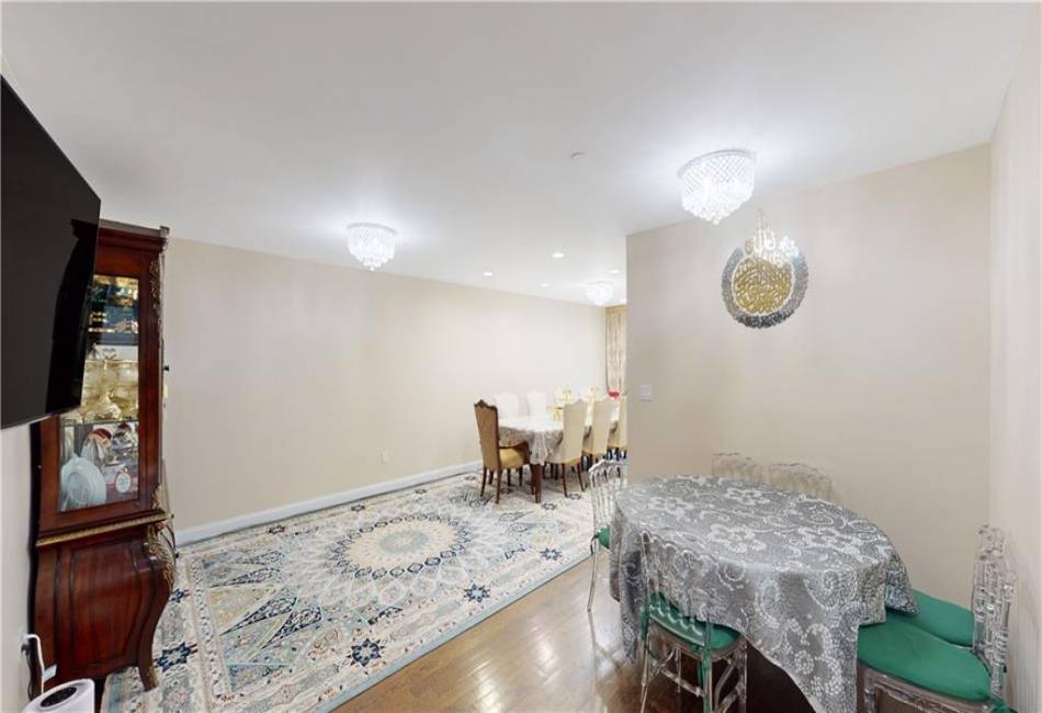 1138 Ocean Avenue, Brooklyn, New York 11230, 3 Bedrooms Bedrooms, ,2 BathroomsBathrooms,Residential,For Sale,Ocean,476778