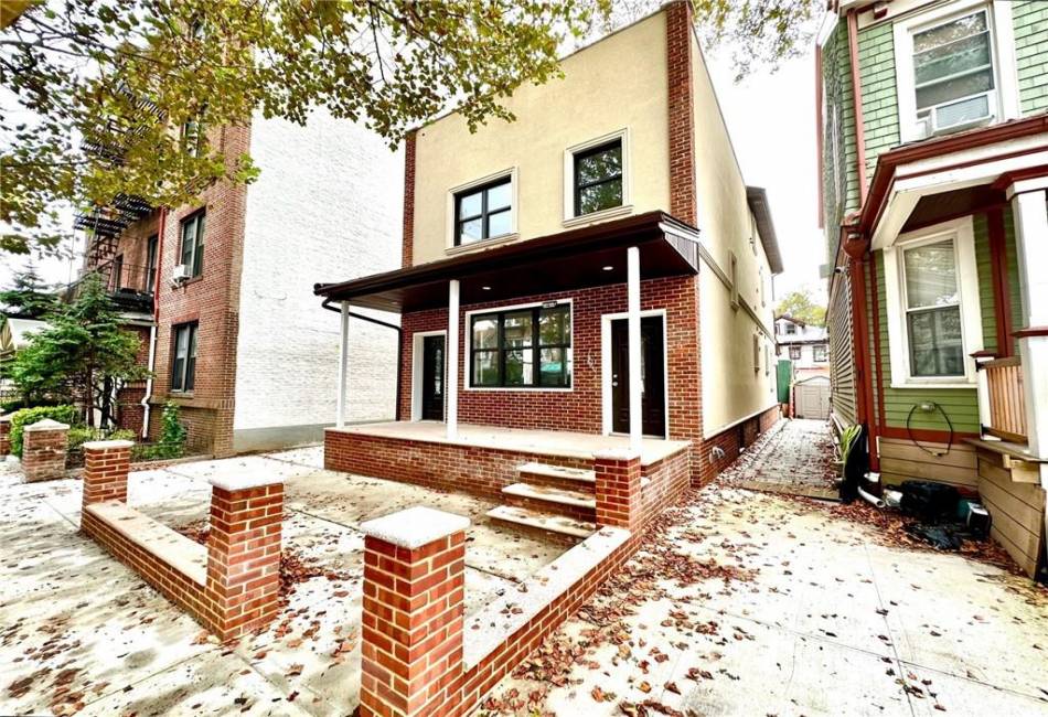 444 78th Street, Brooklyn, New York 11209, 7 Bedrooms Bedrooms, ,8 BathroomsBathrooms,Residential,For Sale,78th,476763