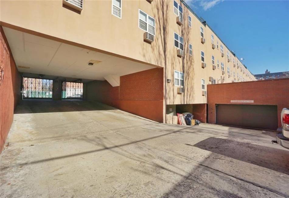 34 Bay Ridge Avenue, Brooklyn, New York 11220, 1 Bedroom Bedrooms, ,1 BathroomBathrooms,Residential,For Sale,Bay Ridge,476803