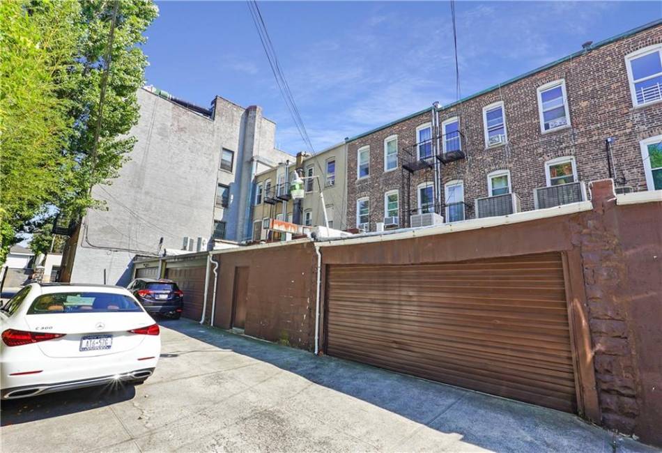 8410 3rd Avenue, Brooklyn, New York 11209, ,Mixed Use,For Sale,3rd,476808