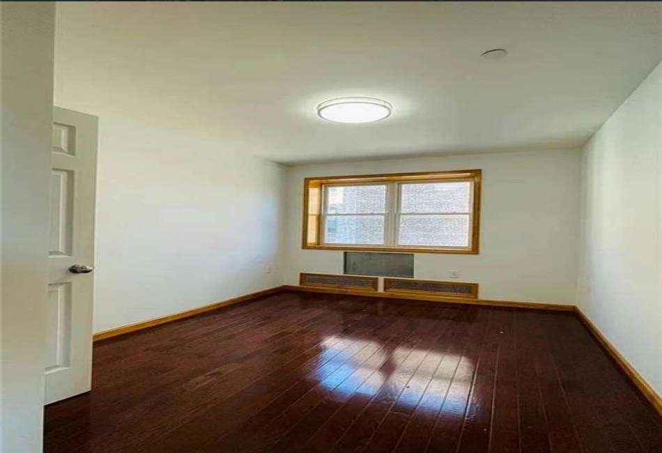 1683 7th Street, Brooklyn, New York 11223, 2 Bedrooms Bedrooms, ,1 BathroomBathrooms,Residential,For Sale,7th,477130