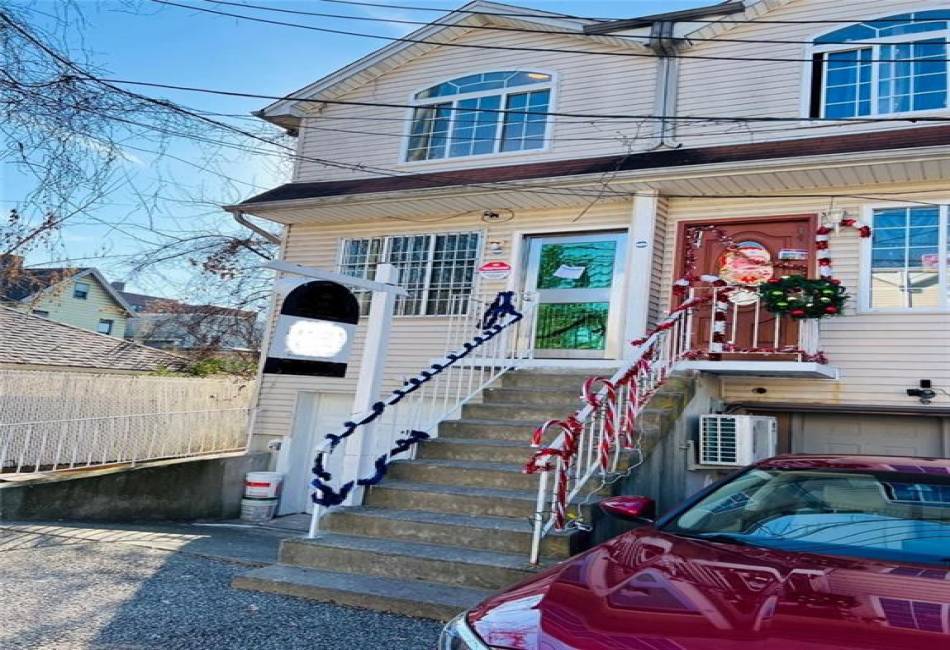 16 Mickardan Court, Staten Island, New York 10304, 3 Bedrooms Bedrooms, ,3 BathroomsBathrooms,Residential,For Sale,Mickardan,477337