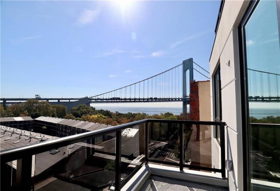 9964 3rd Avenue, Brooklyn, New York 11209, 2 Bedrooms Bedrooms, ,2 BathroomsBathrooms,Residential,For Sale,3rd,477384