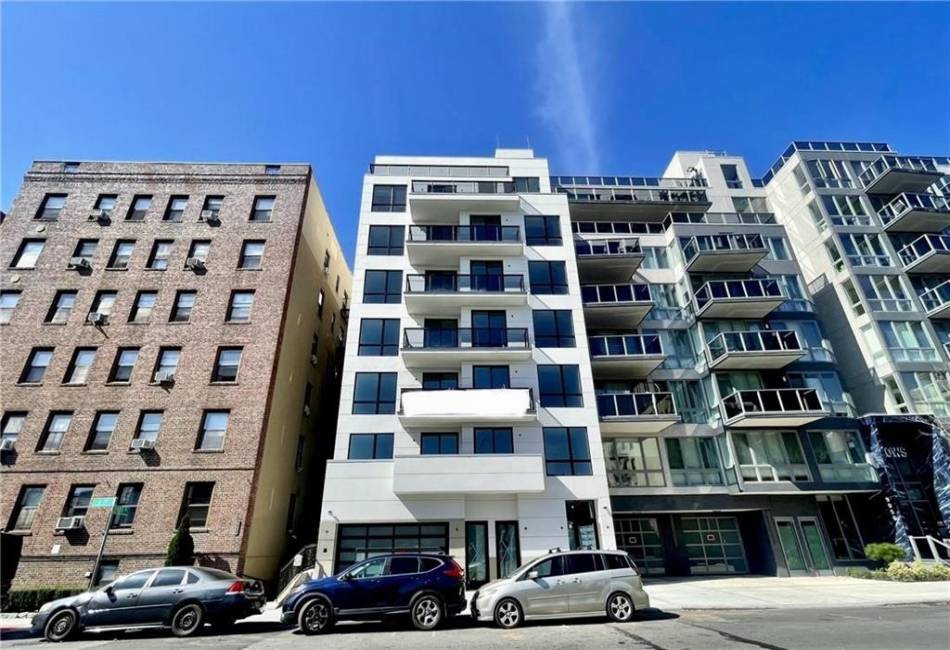 9964 3rd Avenue, Brooklyn, New York 11209, 2 Bedrooms Bedrooms, ,2 BathroomsBathrooms,Residential,For Sale,3rd,477459