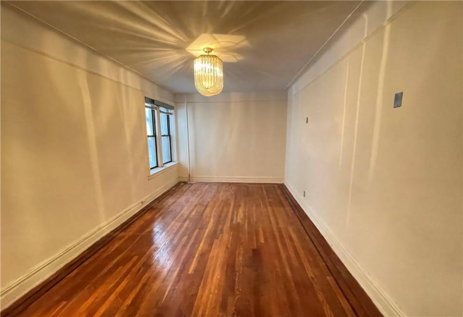 3105 Brighton 3rd Street, Brooklyn, New York 11235, 1 Bedroom Bedrooms, ,1 BathroomBathrooms,Residential,For Sale,Brighton 3rd,477633