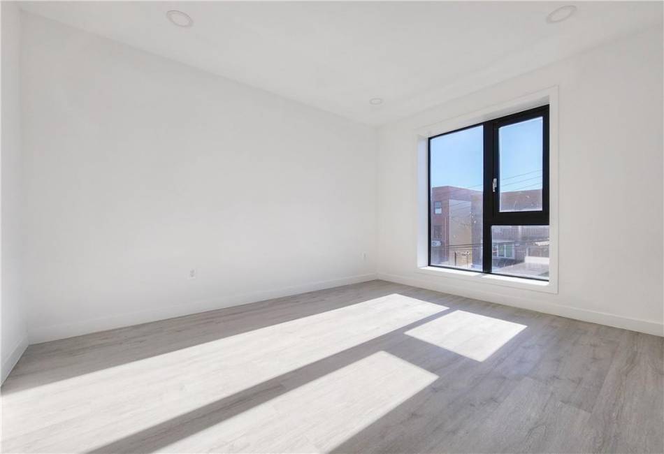 1238 63rd Street, Brooklyn, New York 11219, 2 Bedrooms Bedrooms, ,1 BathroomBathrooms,Residential,For Sale,63rd,477710