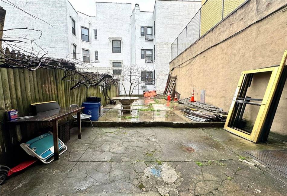 6119 4th Avenue, Brooklyn, New York 11220, ,Mixed Use,For Sale,4th,477954