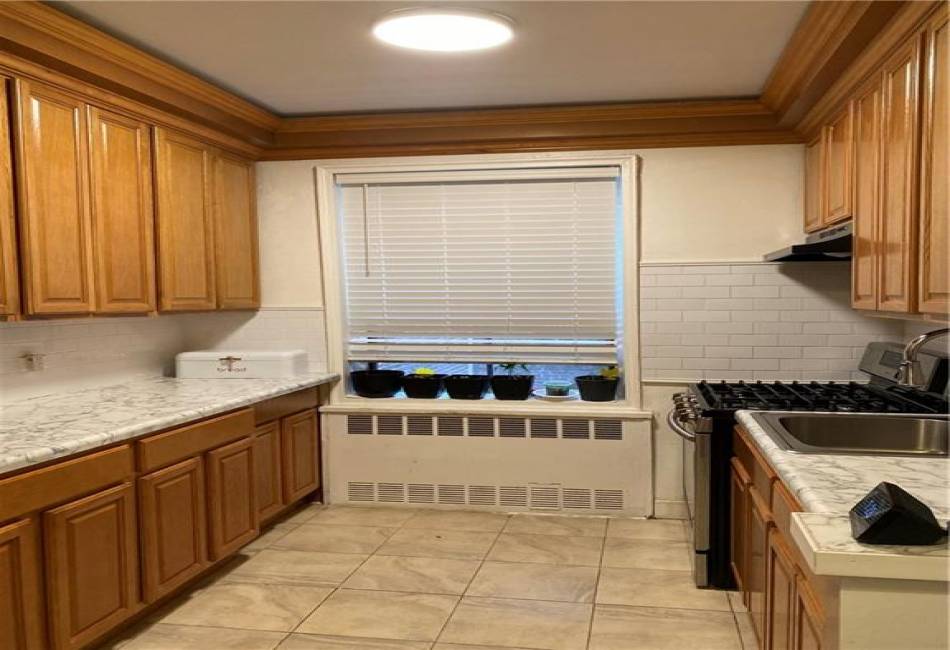 360 Ocean Parkway, Brooklyn, New York 11218, 1 Bedroom Bedrooms, ,1 BathroomBathrooms,Residential,For Sale,Ocean,478250