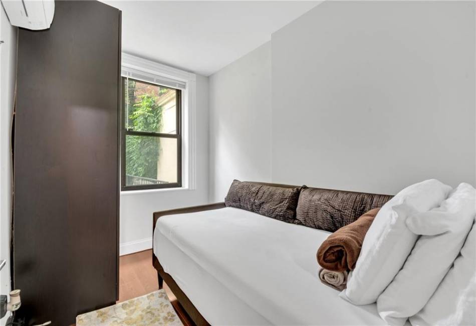 1227 Dean Street, Brooklyn, New York 11216, 8 Bedrooms Bedrooms, ,Residential,For Sale,Dean,478590