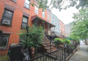 166 12th Street, Brooklyn, New York 11215, 5 Bedrooms Bedrooms, ,3 BathroomsBathrooms,Residential,For Sale,12th,478764