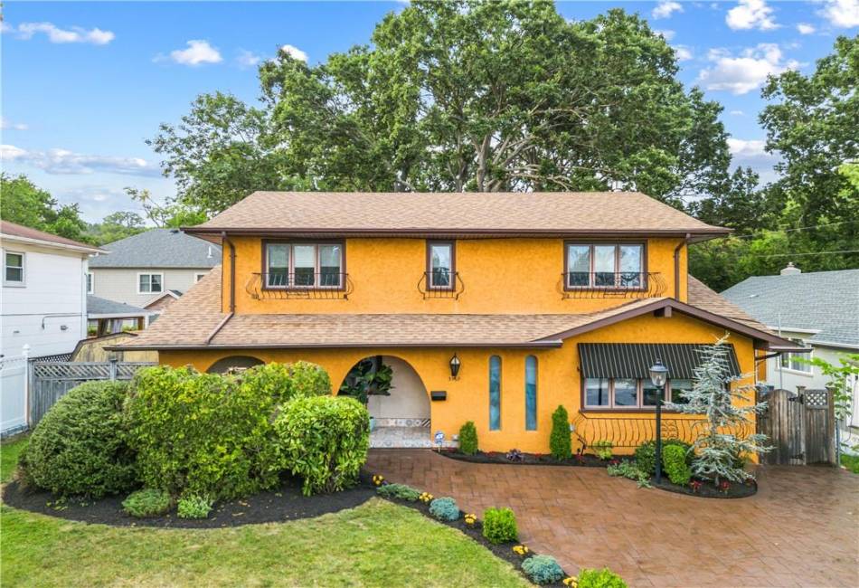 3569 Richmond Road, Staten Island, New York 10306, 4 Bedrooms Bedrooms, ,3 BathroomsBathrooms,Residential,For Sale,Richmond,475488