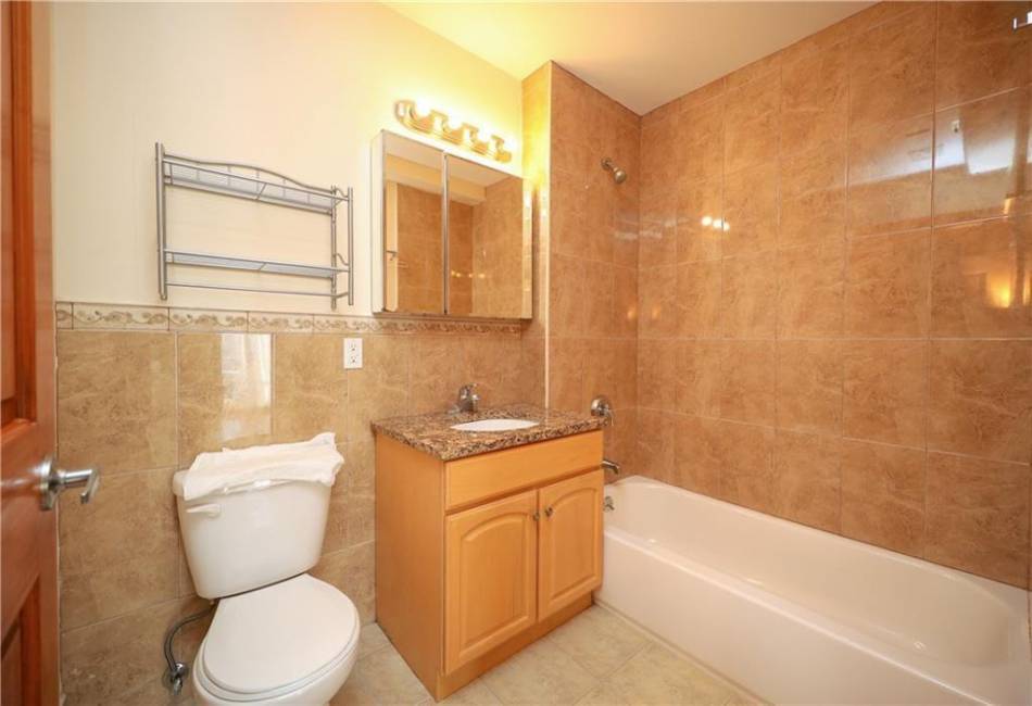 2818 17th Street, Brooklyn, New York 11225, 2 Bedrooms Bedrooms, ,2 BathroomsBathrooms,Residential,For Sale,17th,478970