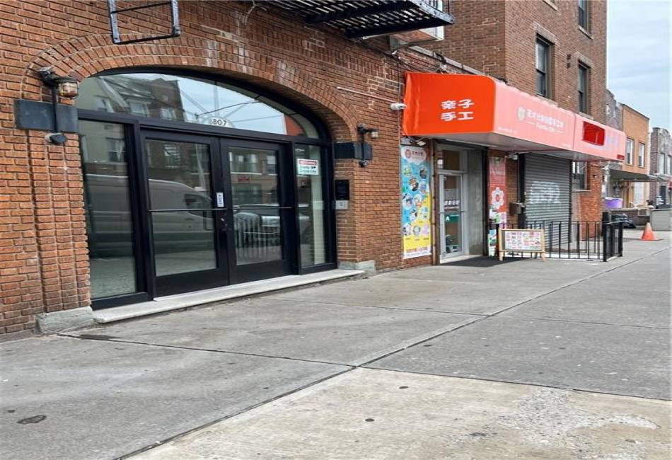 4317 8th Avenue, Brooklyn, New York 11232, ,Mixed Use,For Sale,8th,478884