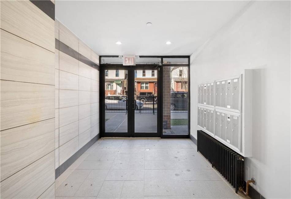 3031 Brighton 5th Street, Brooklyn, New York 11235, 2 Bedrooms Bedrooms, ,2 BathroomsBathrooms,Residential,For Sale,Brighton 5th,479304