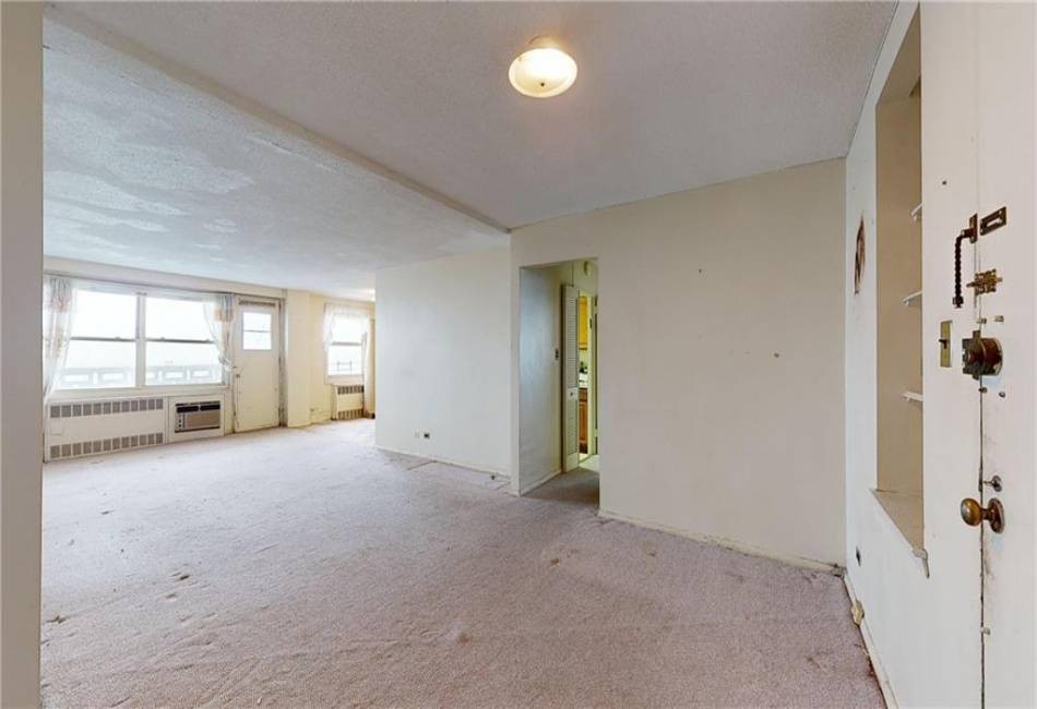 1311 Brightwater Avenue, Brooklyn, New York 11235, 2 Bedrooms Bedrooms, ,2 BathroomsBathrooms,Residential,For Sale,Brightwater,479441