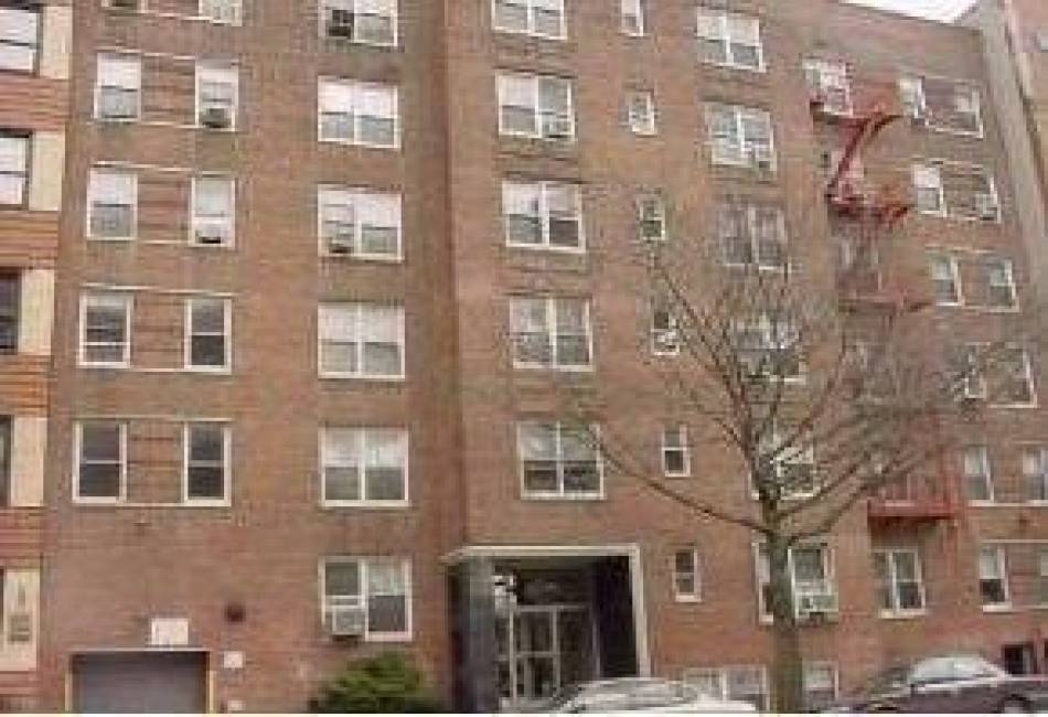 2331 Ocean Avenue, Brooklyn, New York 11229, 2 Bedrooms Bedrooms, ,1 BathroomBathrooms,Residential,For Sale,Ocean,479552