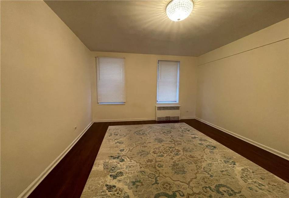 2331 Ocean Avenue, Brooklyn, New York 11229, 2 Bedrooms Bedrooms, ,1 BathroomBathrooms,Residential,For Sale,Ocean,479552