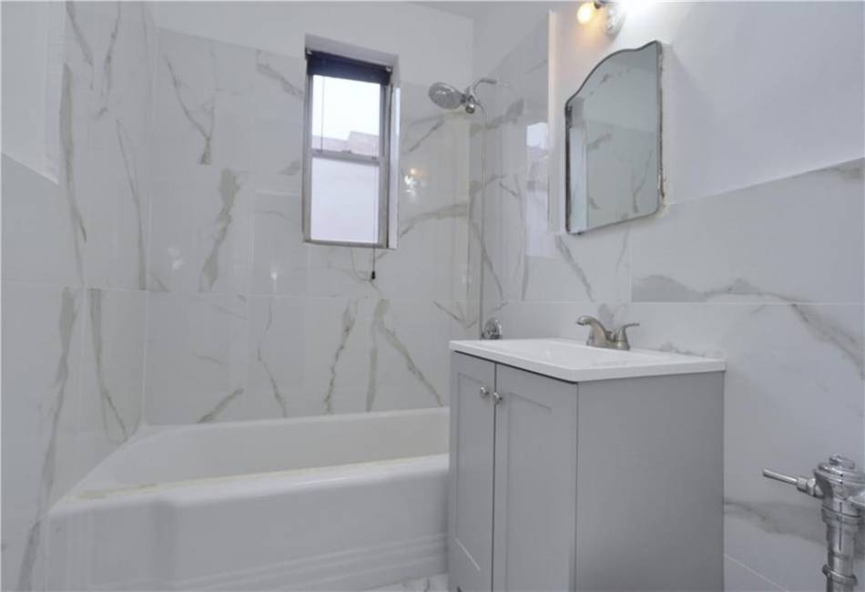 920 17th Street, Brooklyn, New York 11230, 1 Bedroom Bedrooms, ,1 BathroomBathrooms,Residential,For Sale,17th,479601