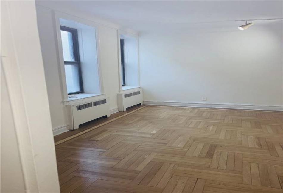 20 93rd Street, Brooklyn, New York 11209, 1 Bedroom Bedrooms, ,1 BathroomBathrooms,Residential,For Sale,93rd,477932