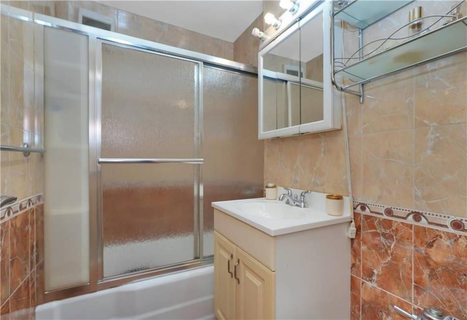 3235 Emmons Avenue, Brooklyn, New York 11235, 1 Bedroom Bedrooms, ,1 BathroomBathrooms,Residential,For Sale,Emmons,479929