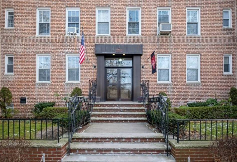 6665 Colonial Road, Brooklyn, New York 11220, 2 Bedrooms Bedrooms, ,1 BathroomBathrooms,Residential,For Sale,Colonial,480010