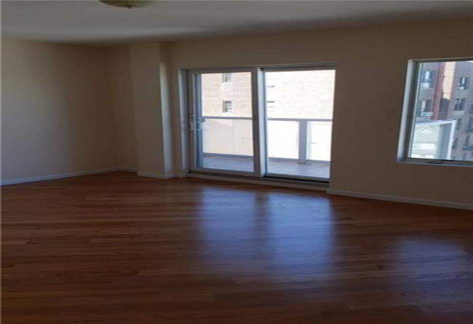 2011 Avenue X, Brooklyn, New York 11235, 1 Bedroom Bedrooms, ,1 BathroomBathrooms,Residential,For Sale,Avenue X,480163