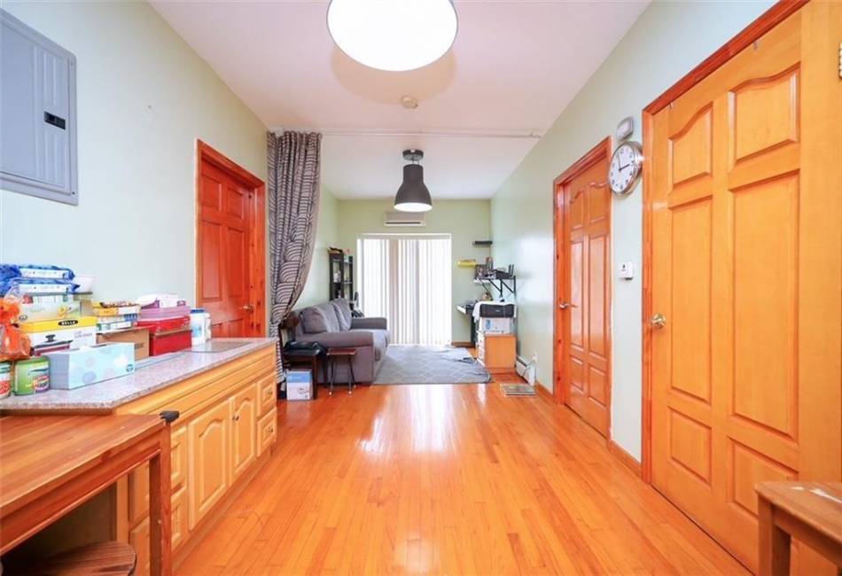 2265 7th Street, Brooklyn, New York 11223, 2 Bedrooms Bedrooms, ,2 BathroomsBathrooms,Residential,For Sale,7th,480400