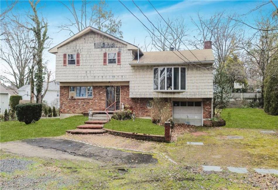 127 Crisfield Street, Yonkers, New York 10710, 4 Bedrooms Bedrooms, ,3 BathroomsBathrooms,Residential,For Sale,Crisfield,480416