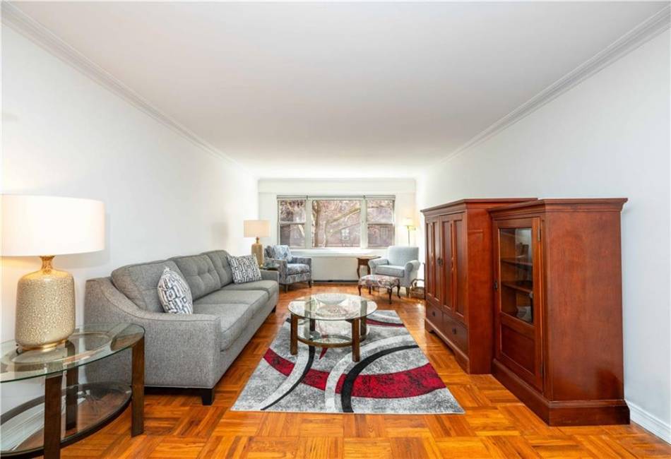 333 66th Street, Manhattan, New York 10065, 1 Bedroom Bedrooms, ,1 BathroomBathrooms,Residential,For Sale,66th,480610