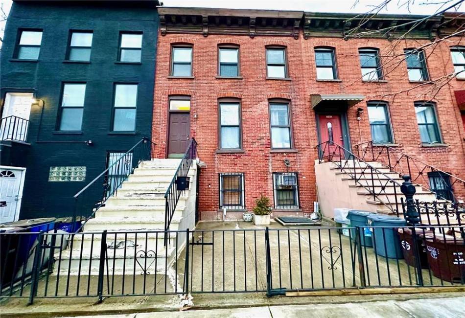 183 24th Street, Brooklyn, New York 11232, 5 Bedrooms Bedrooms, ,3 BathroomsBathrooms,Residential,For Sale,24th,480726