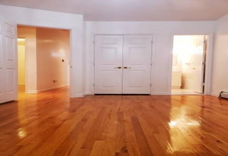 284 Dahlgren Place, Brooklyn, New York 11228, 9 Bedrooms Bedrooms, ,3 BathroomsBathrooms,Residential,For Sale,Dahlgren,480782