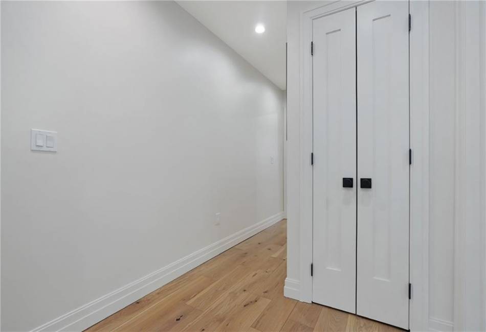 2241 1st Street, Brooklyn, New York 11223, 3 Bedrooms Bedrooms, ,4 BathroomsBathrooms,Residential,For Sale,1st,480636